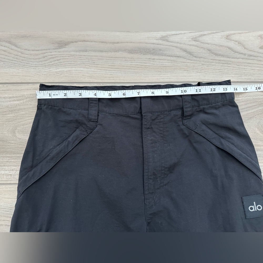 Alo Yoga The Edge Cargo Pants - Picture 8 of 10